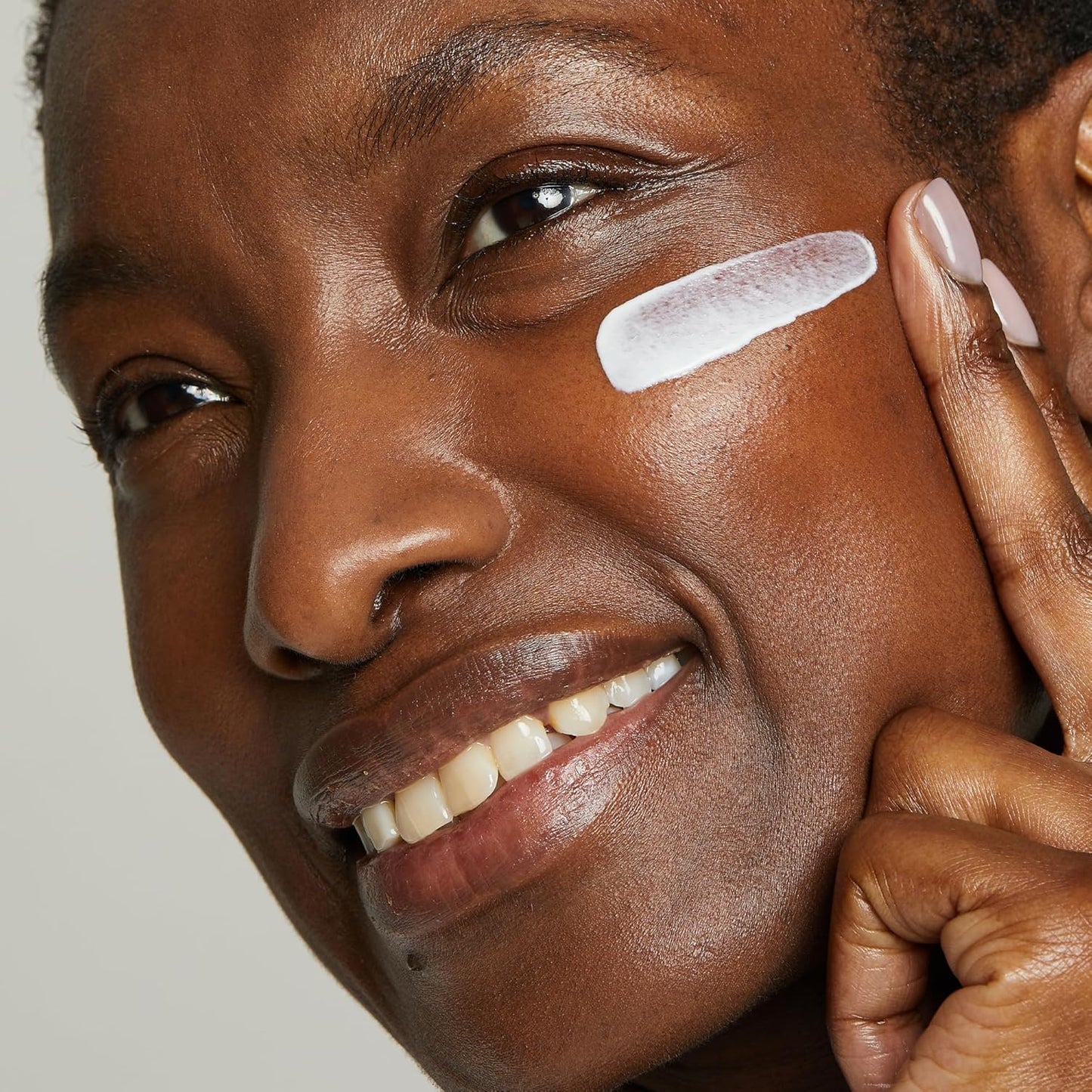 No7 Protect & Perfect Anti-Aging Skincare Set – Day Cream, Night Cream & Face Serum (3-Piece Kit)